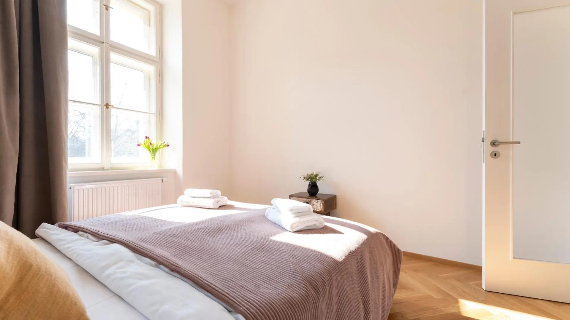 Oomph Apartments Prague