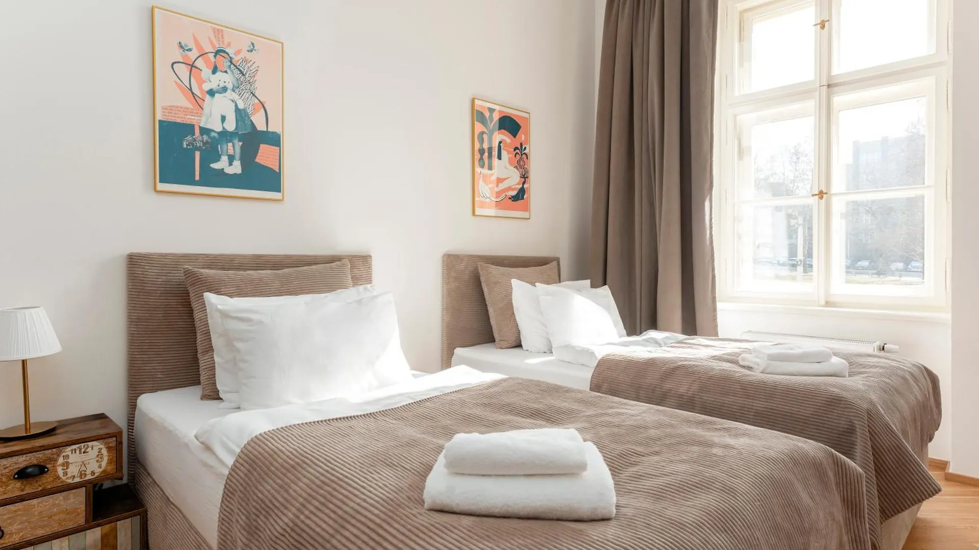 Oomph Apartments Prague
