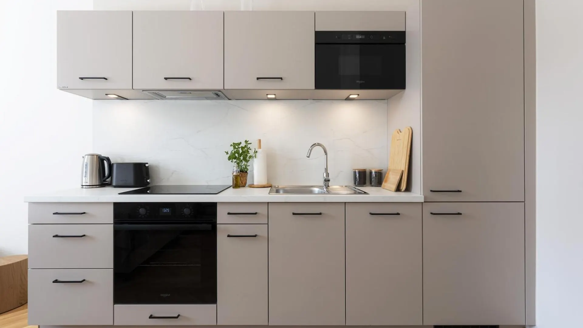 Oomph Apartments Prague
