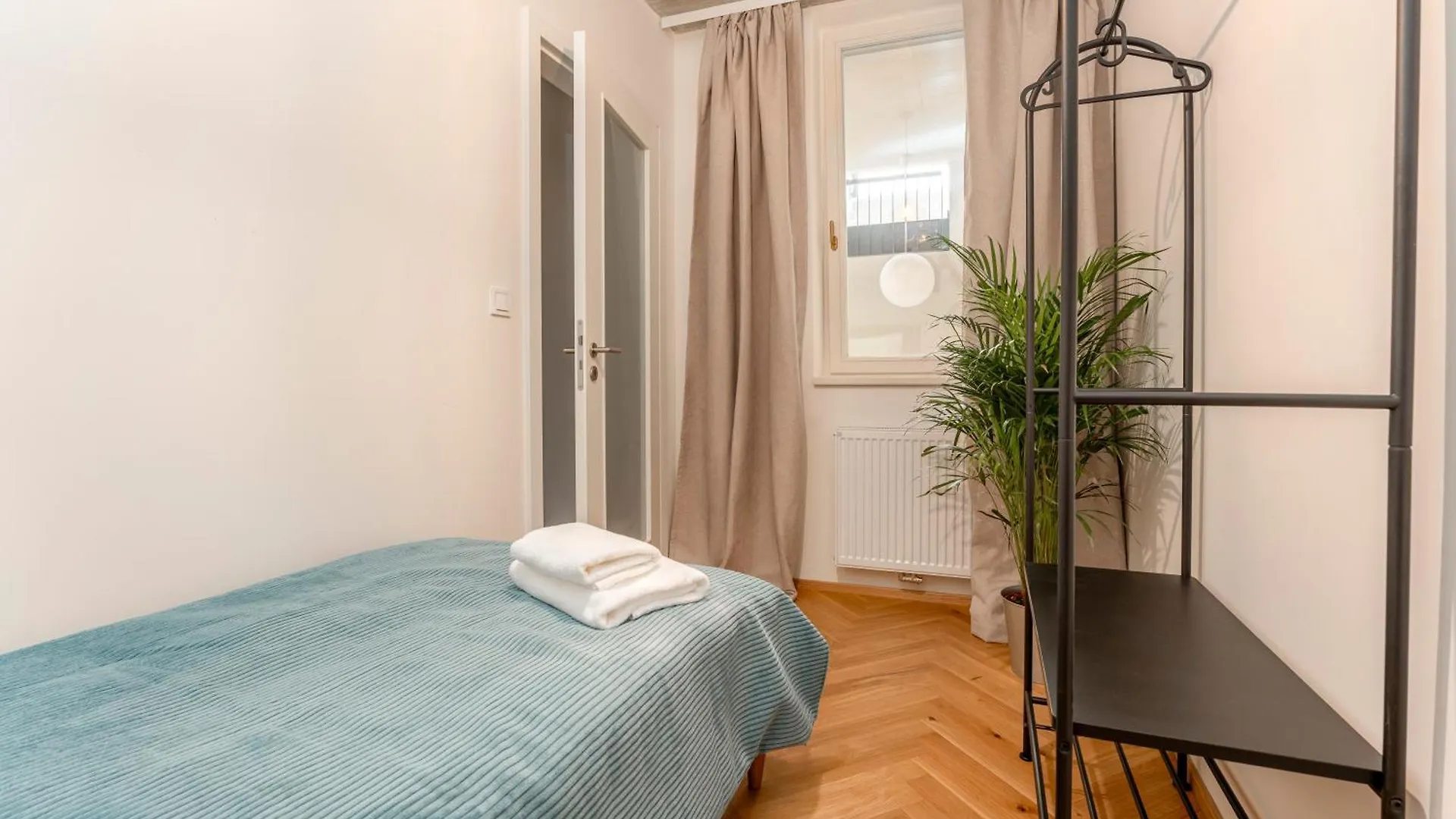 Oomph Apartments Prague 0*,