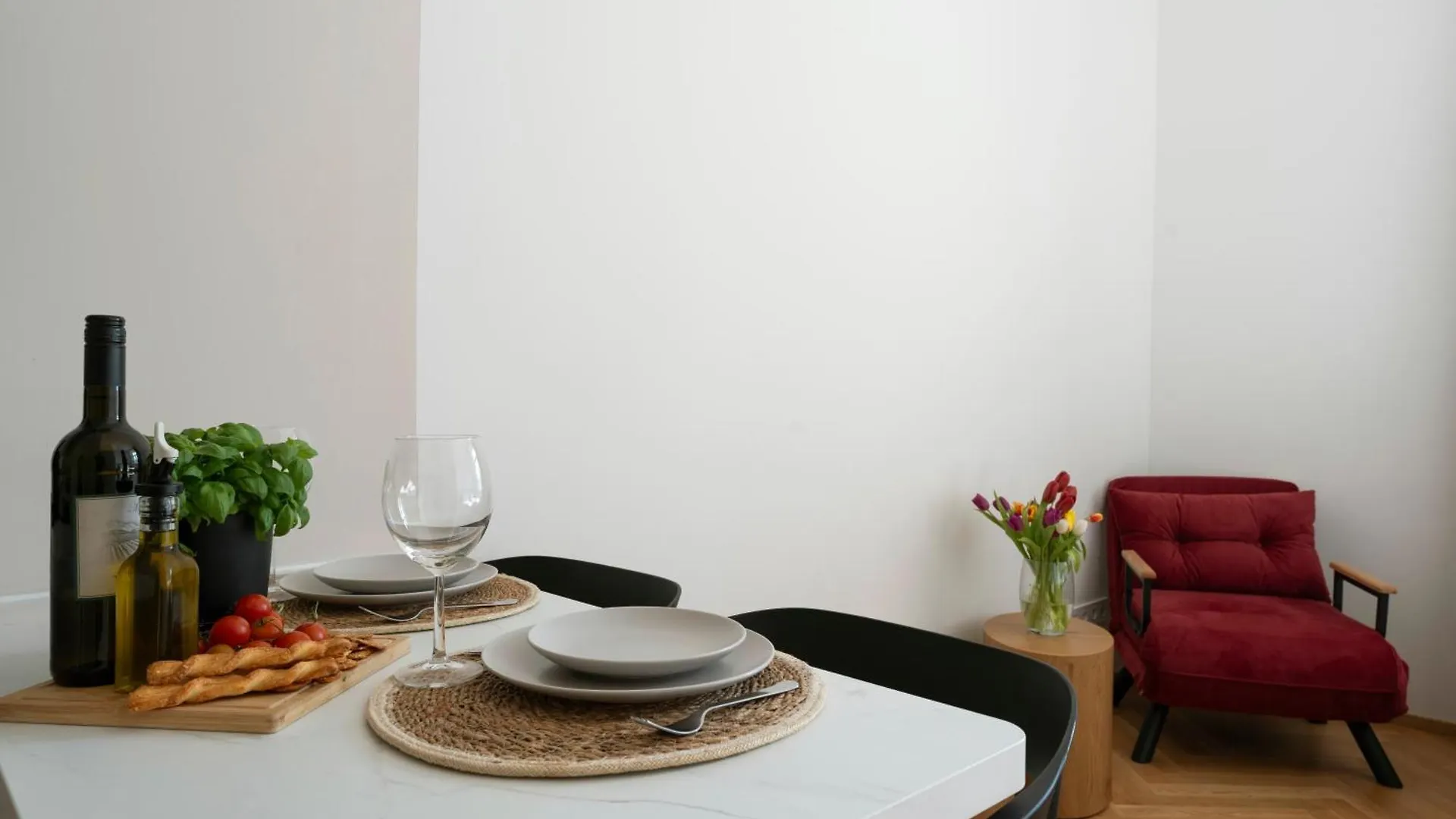 Oomph Apartments Prague