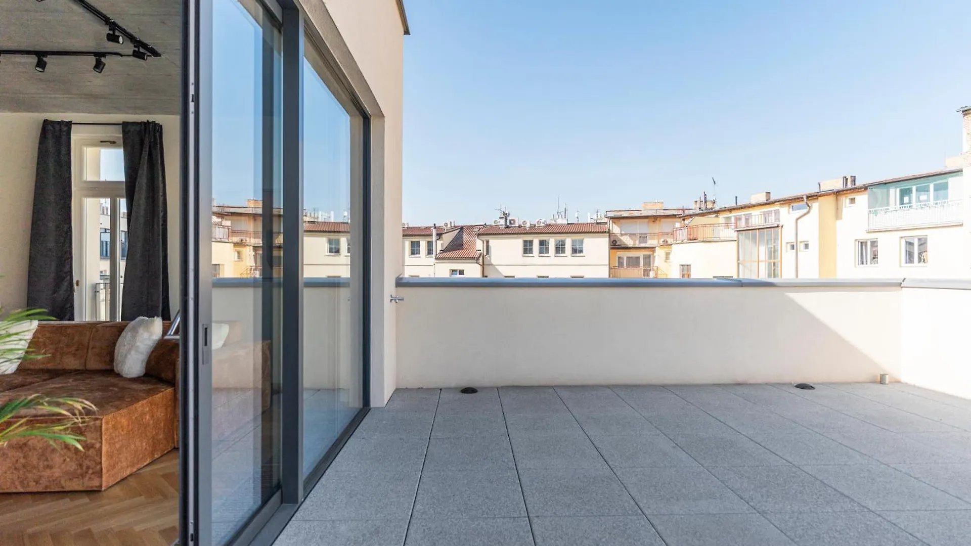 Oomph Apartments Prague