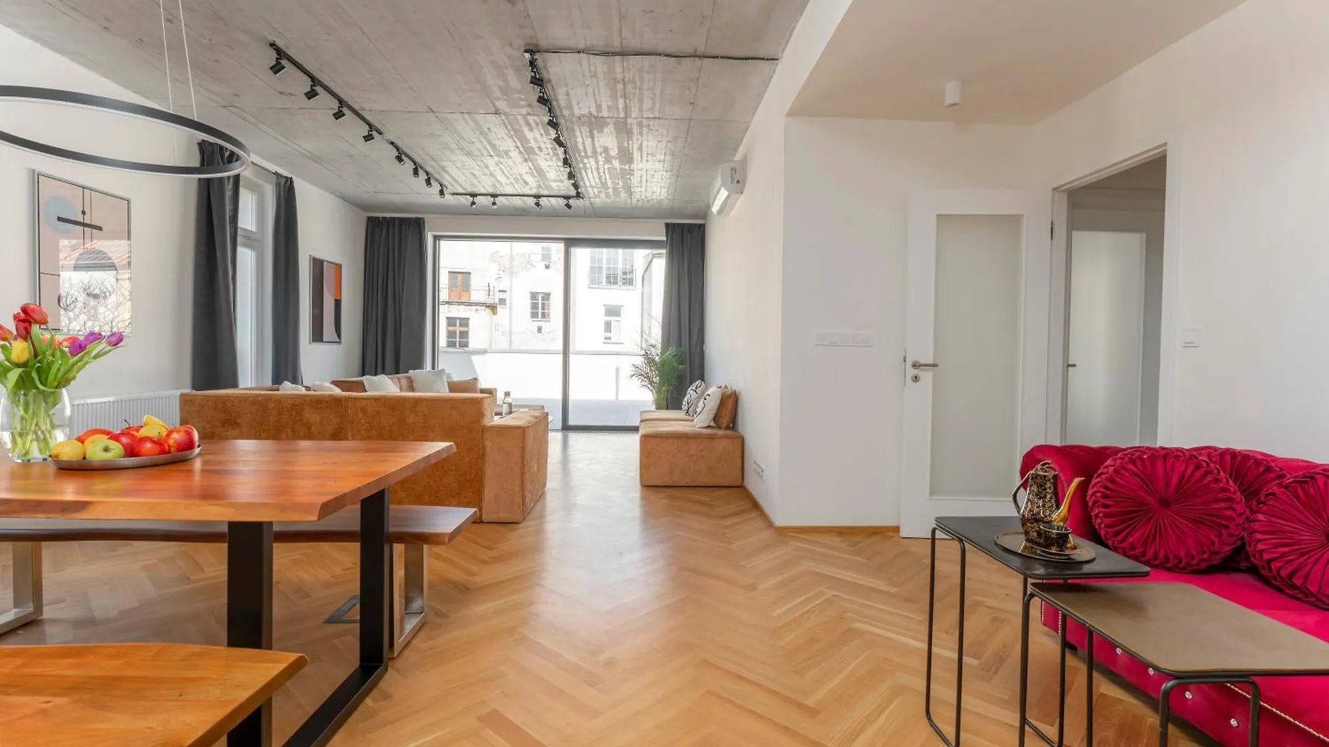 Oomph Apartments Prague