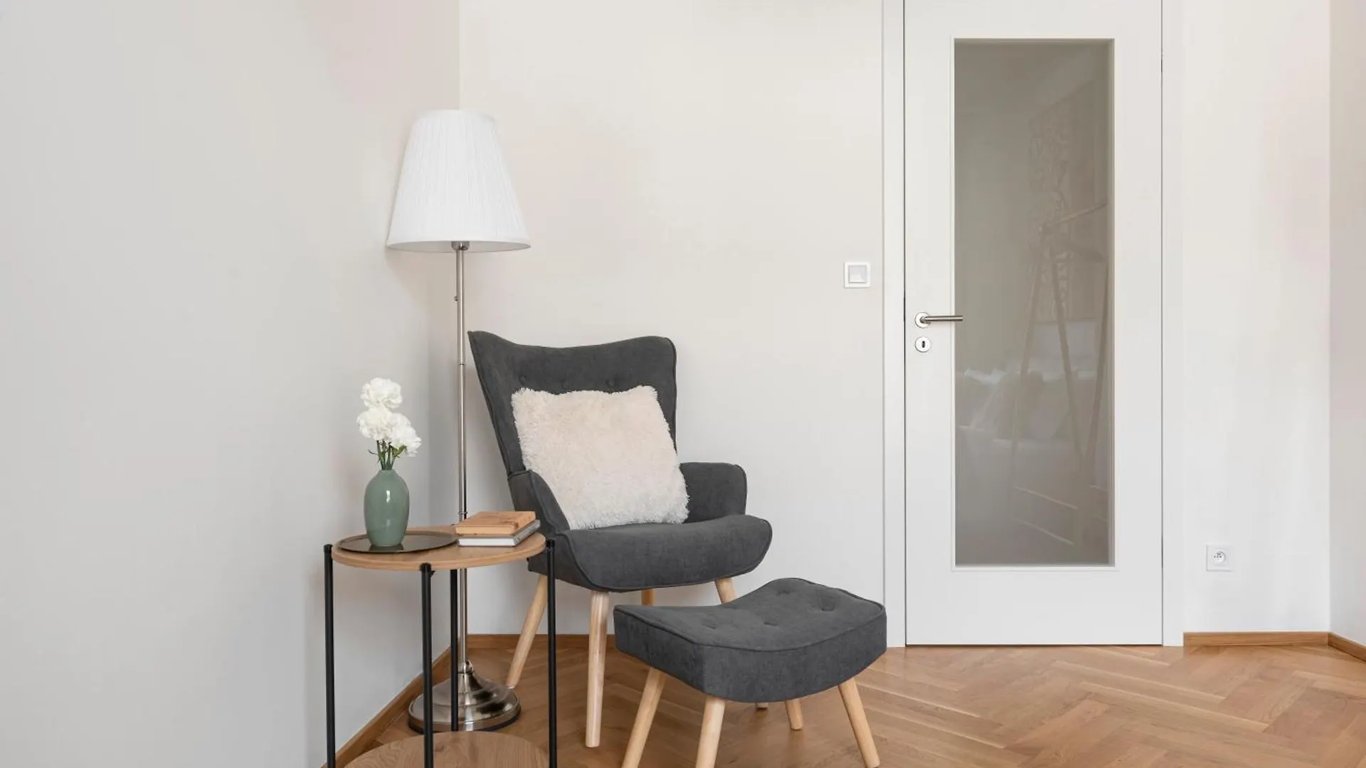Oomph Apartments Prague