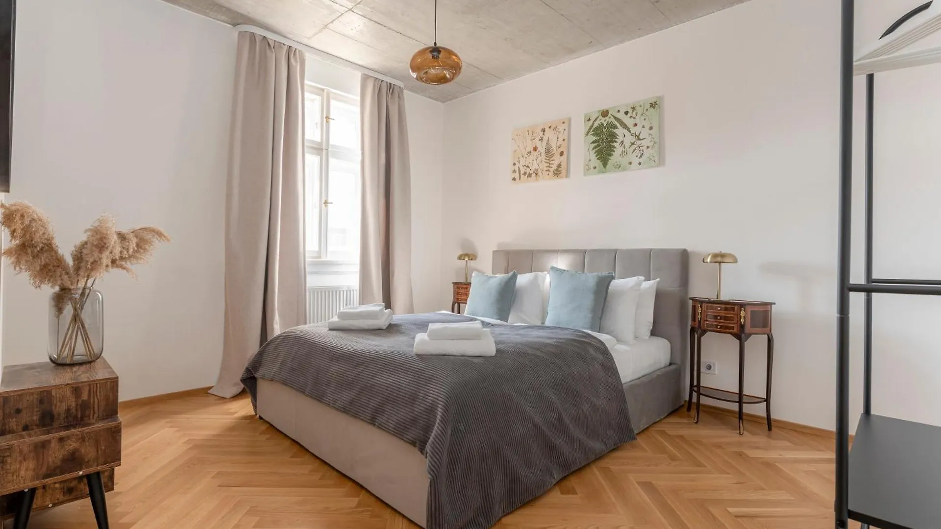 Oomph Apartments Prague