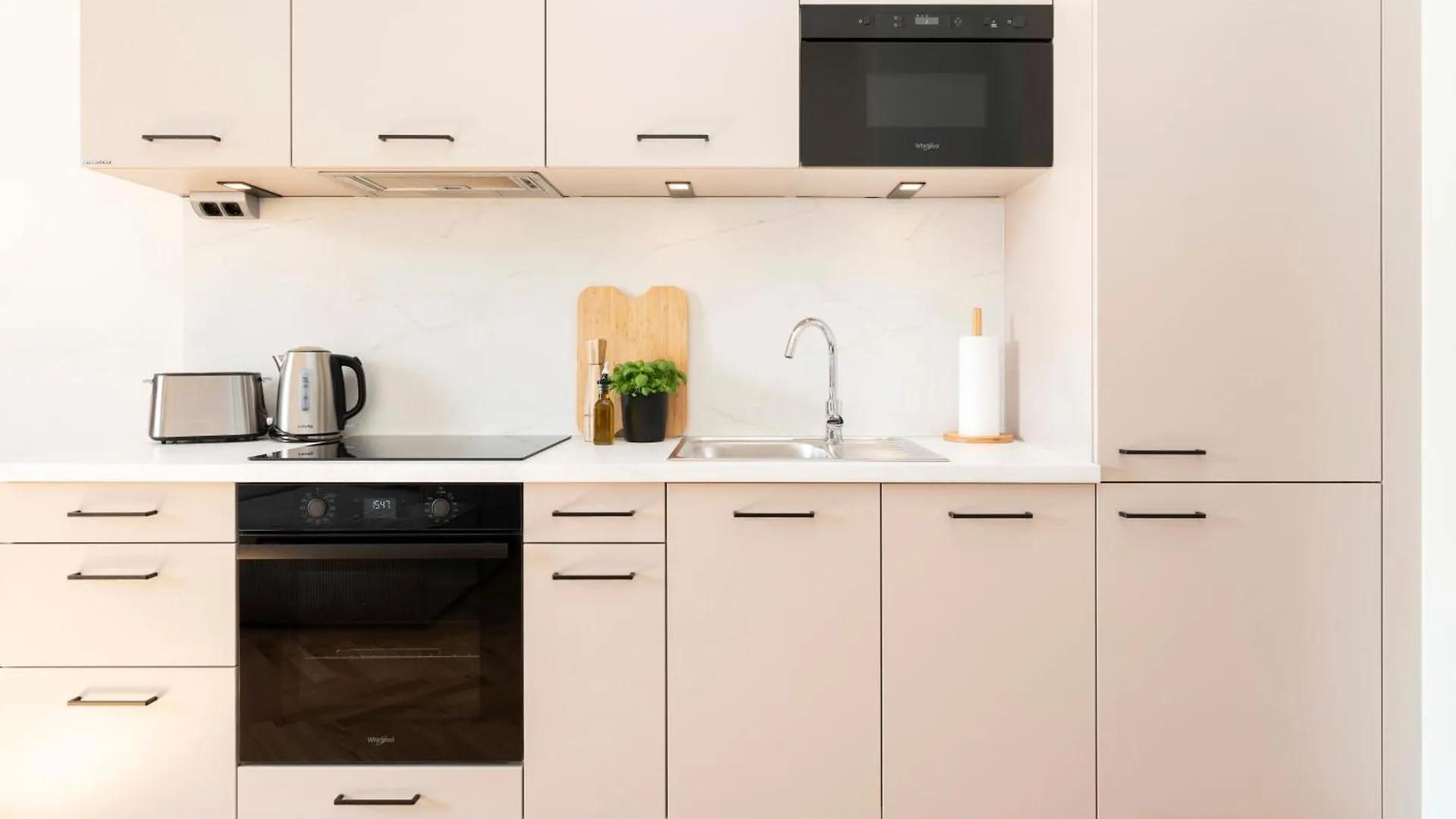 Oomph Apartments Prague