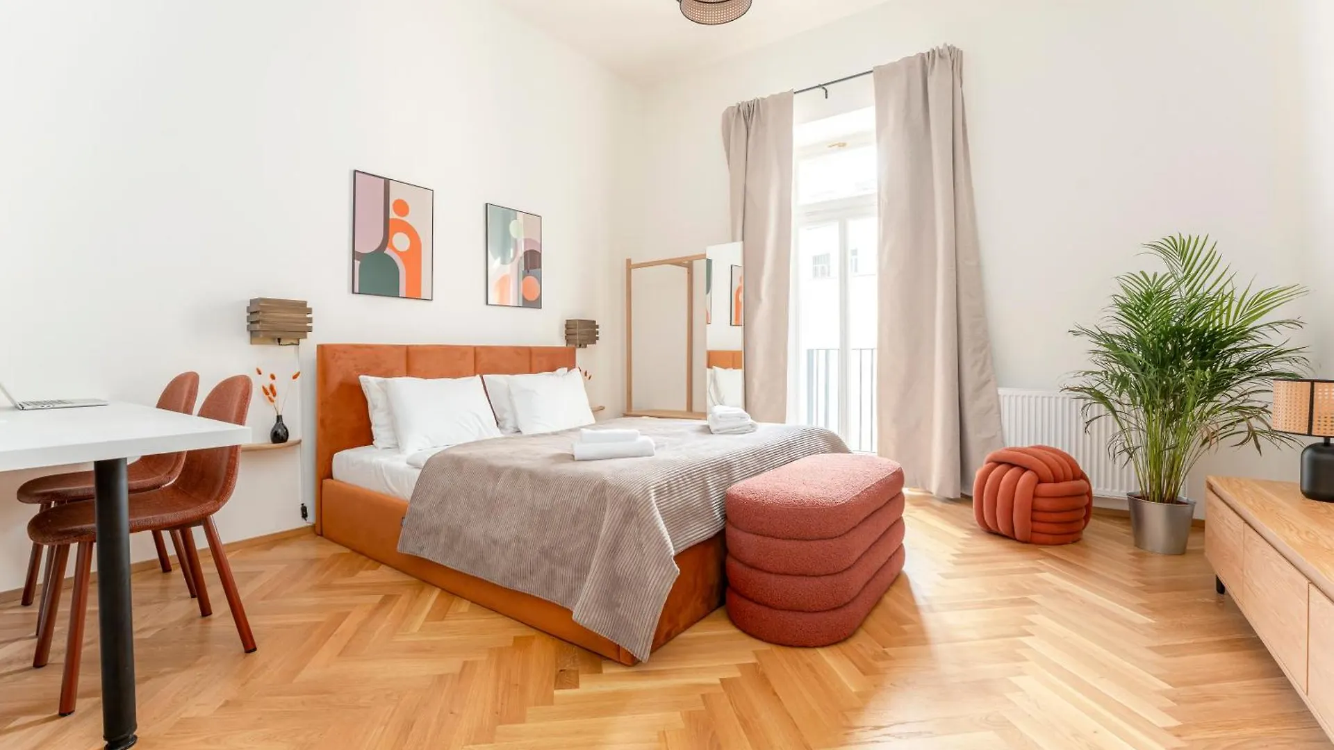 Oomph Apartments Prague